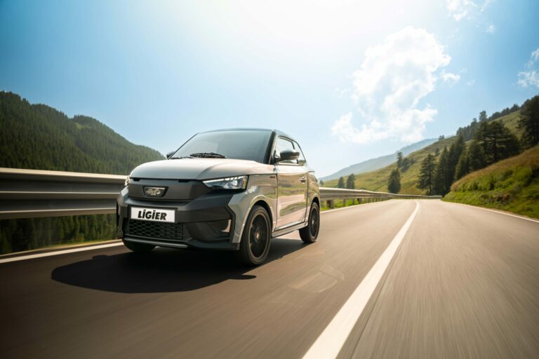 Assistance 0 km 7j/7 incluse, avec le rapatriement chez votre distributeur